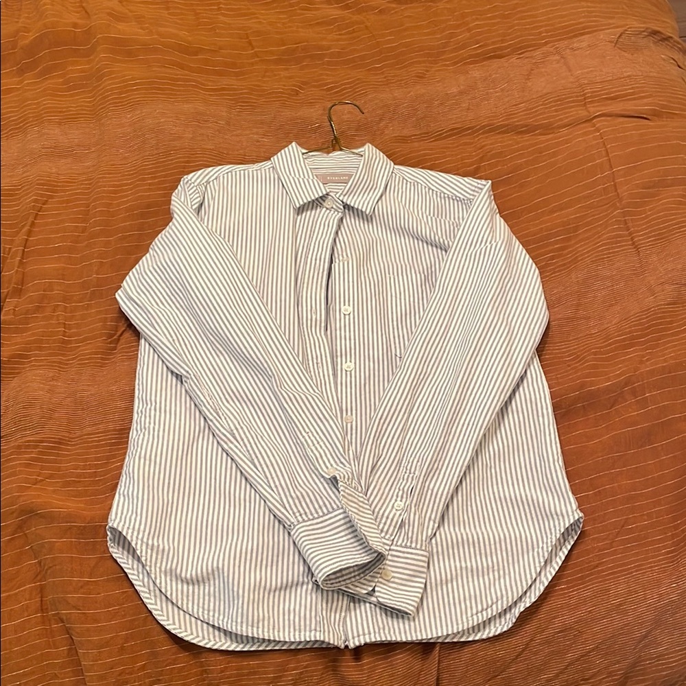 Everlane women’s Oxford shirt